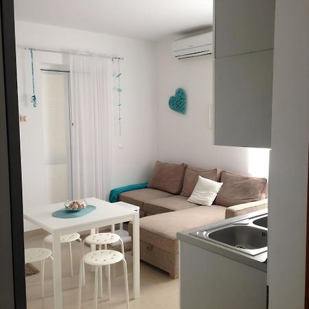 Babe Beach Apartment Novalja Eksteriør bilde